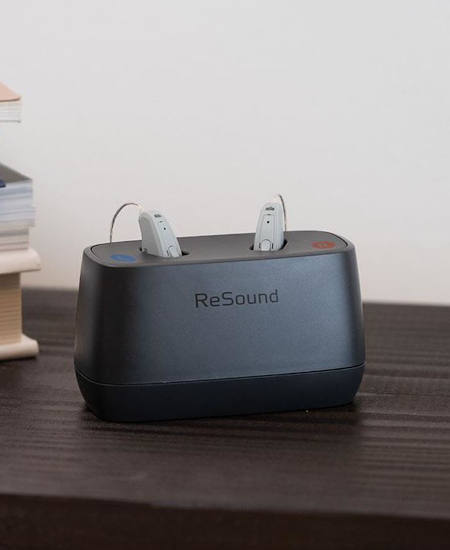 Audífonos Recargables con cargador de viaje