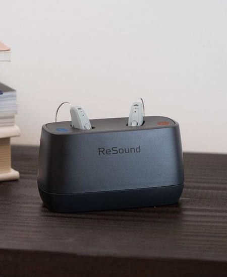 Audífonos Recargables con cargador de viaje